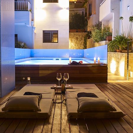 Corso Levante Luxury Suites Petrovac Екстер'єр фото