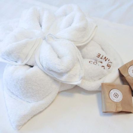 Corso Levante Luxury Suites Petrovac Екстер'єр фото