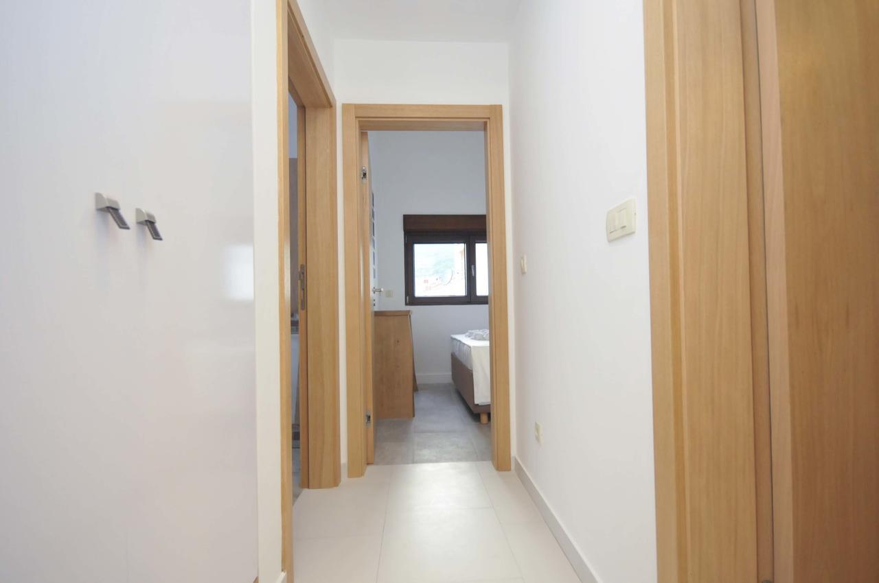 Corso Levante Luxury Suites Petrovac Екстер'єр фото