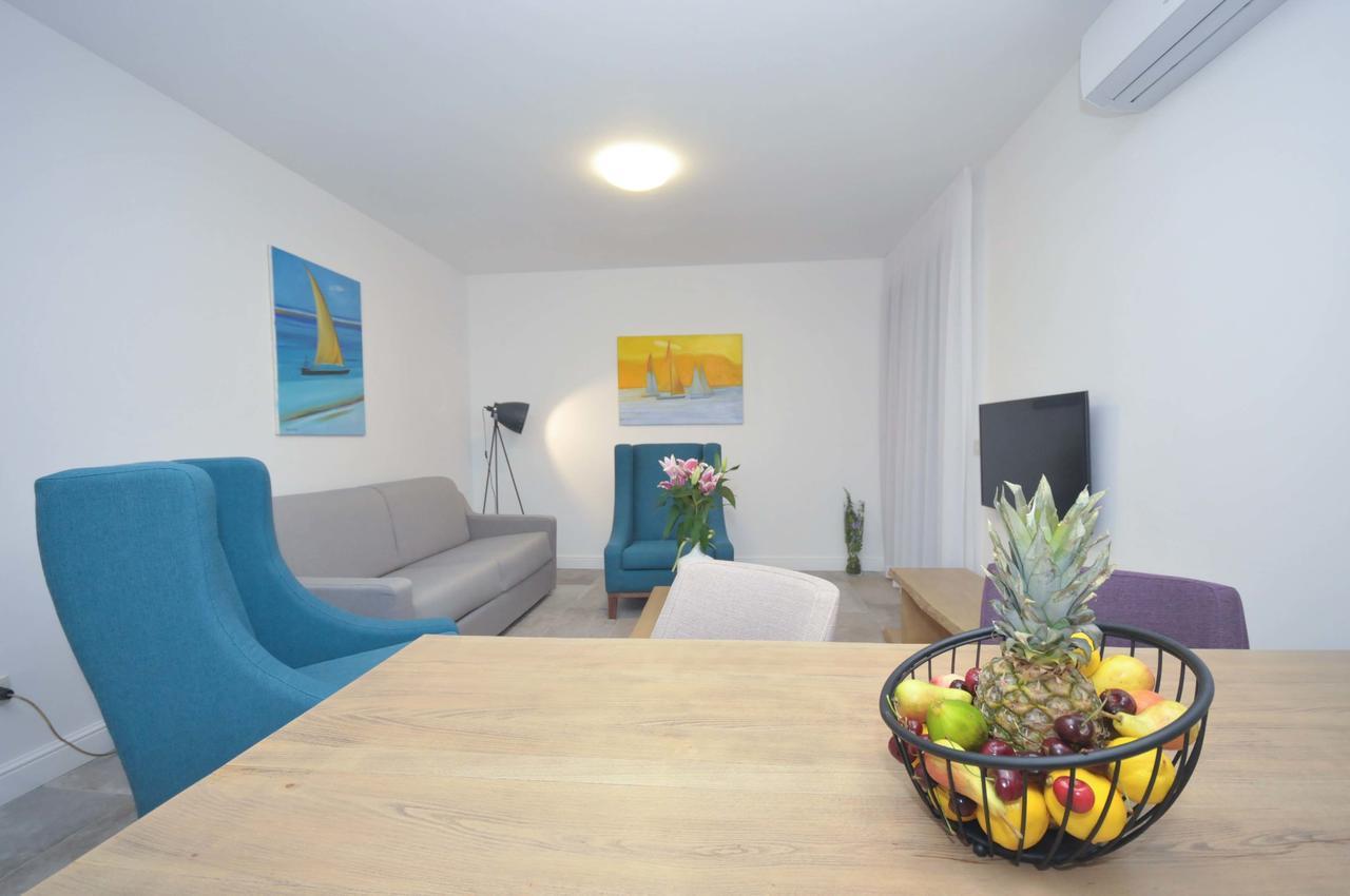 Corso Levante Luxury Suites Petrovac Екстер'єр фото