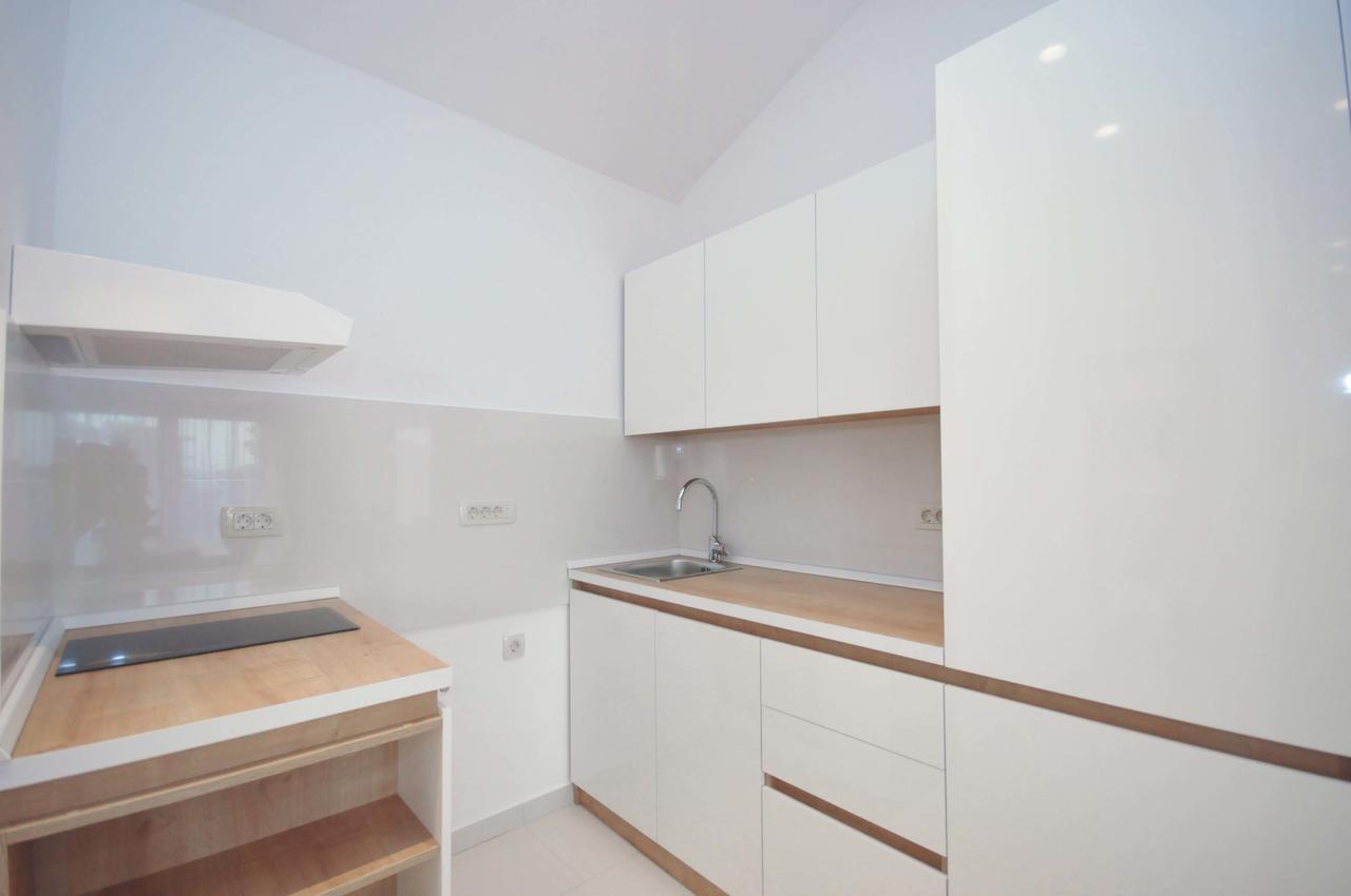 Corso Levante Luxury Suites Petrovac Екстер'єр фото