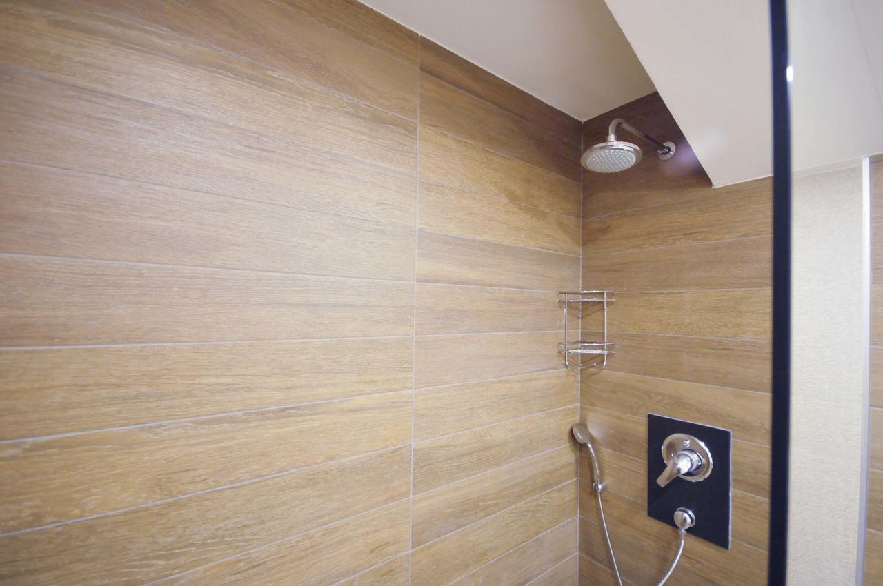 Corso Levante Luxury Suites Petrovac Екстер'єр фото