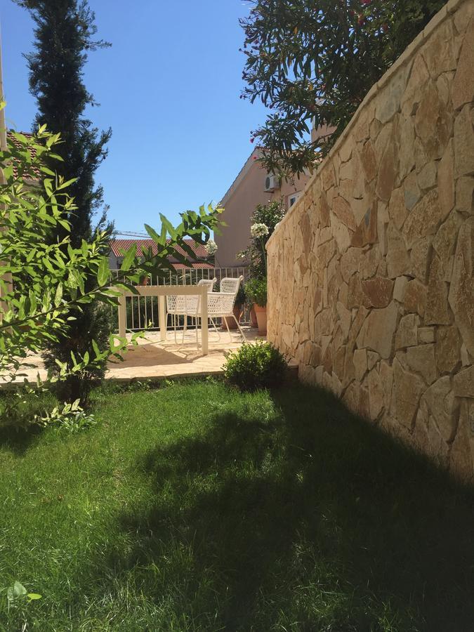 Corso Levante Luxury Suites Petrovac Екстер'єр фото