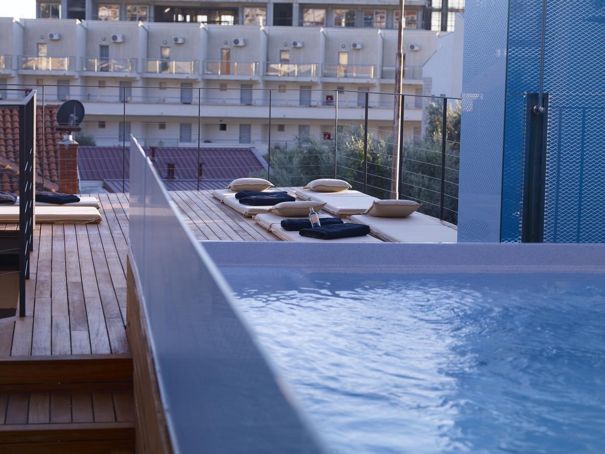 Corso Levante Luxury Suites Petrovac Екстер'єр фото